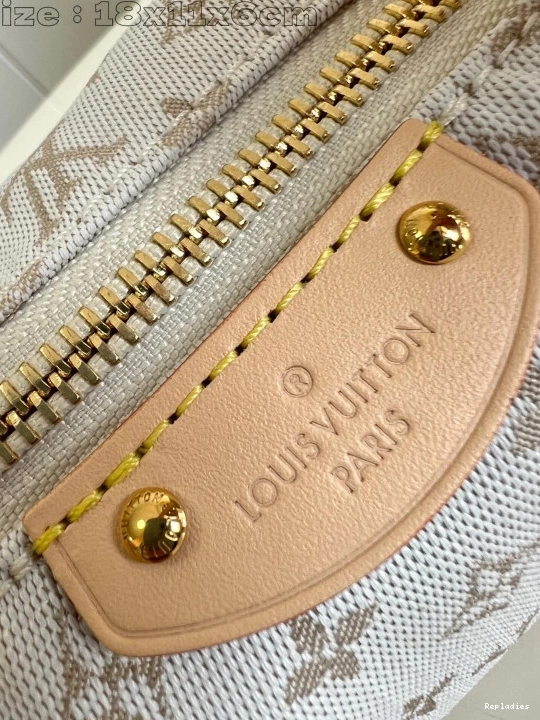 Cheap Pochette Louis Hills Vuitton 0801